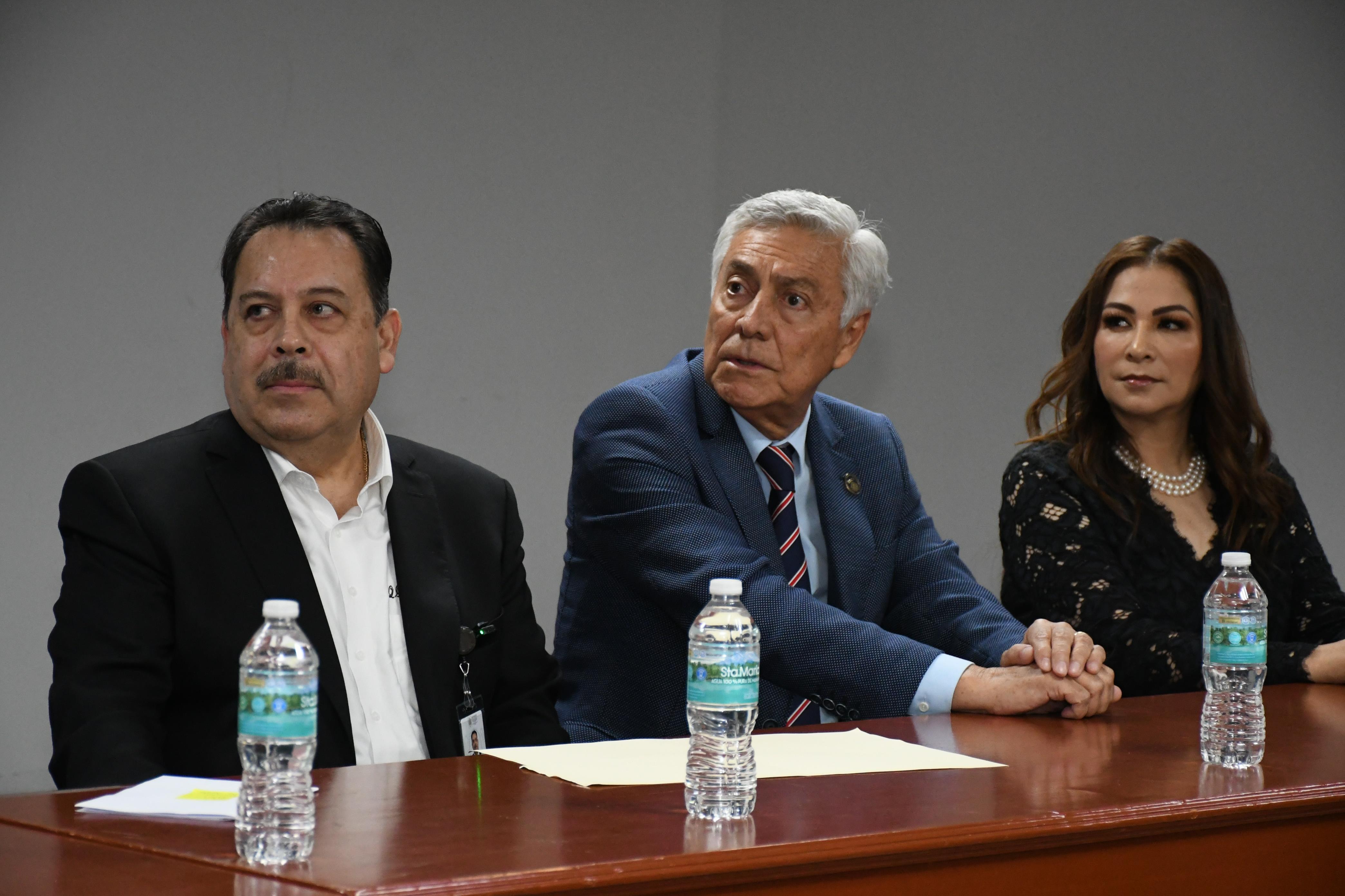 Inauguración de la Unidad Móvil de SuperISSSTE en el Tribunal Federal de Conciliación y Arbitraje